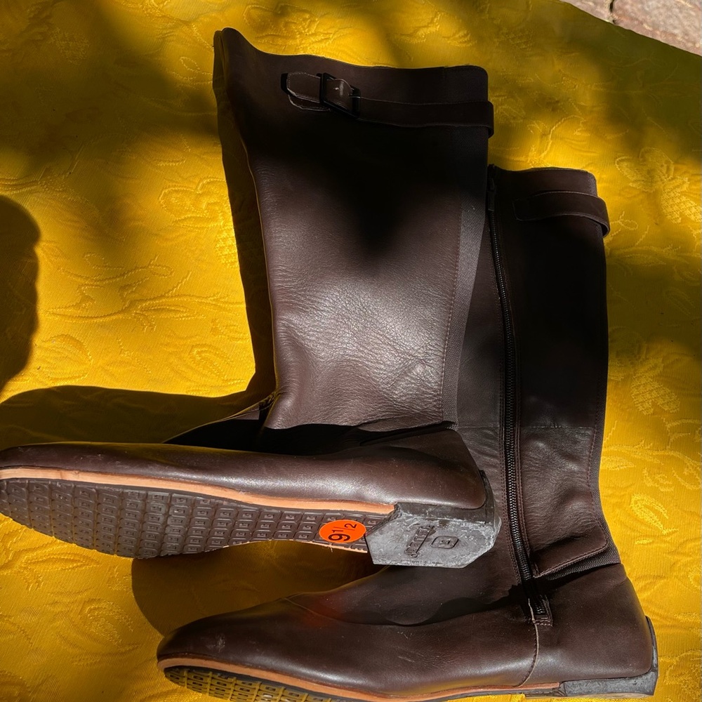 Leather high Boot